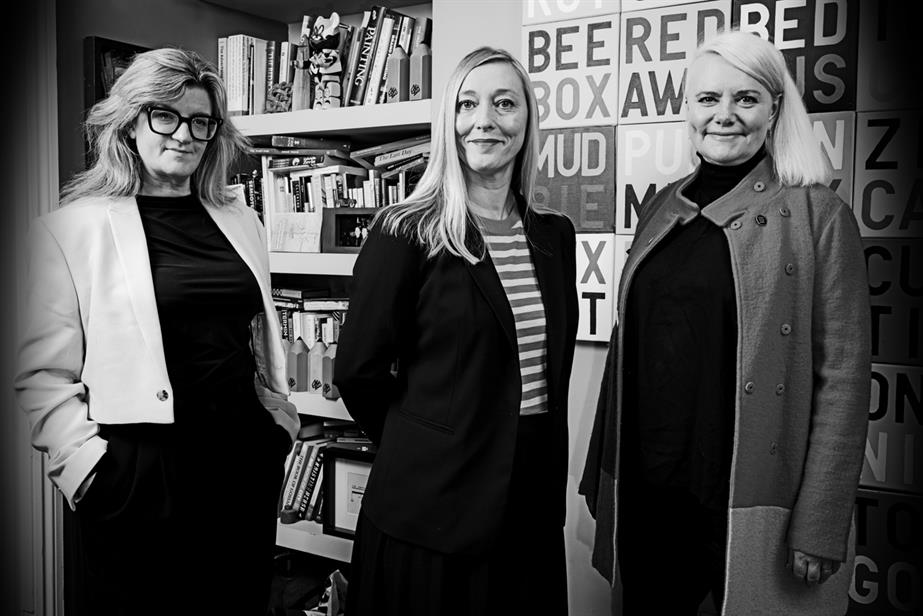 From left to right a black and white picture of Fern Miller, Hannah Matthews and Laura Jordan Bambach